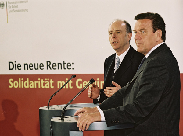 Vorstellung der „Riester-Rente” (11. Mai 2001)